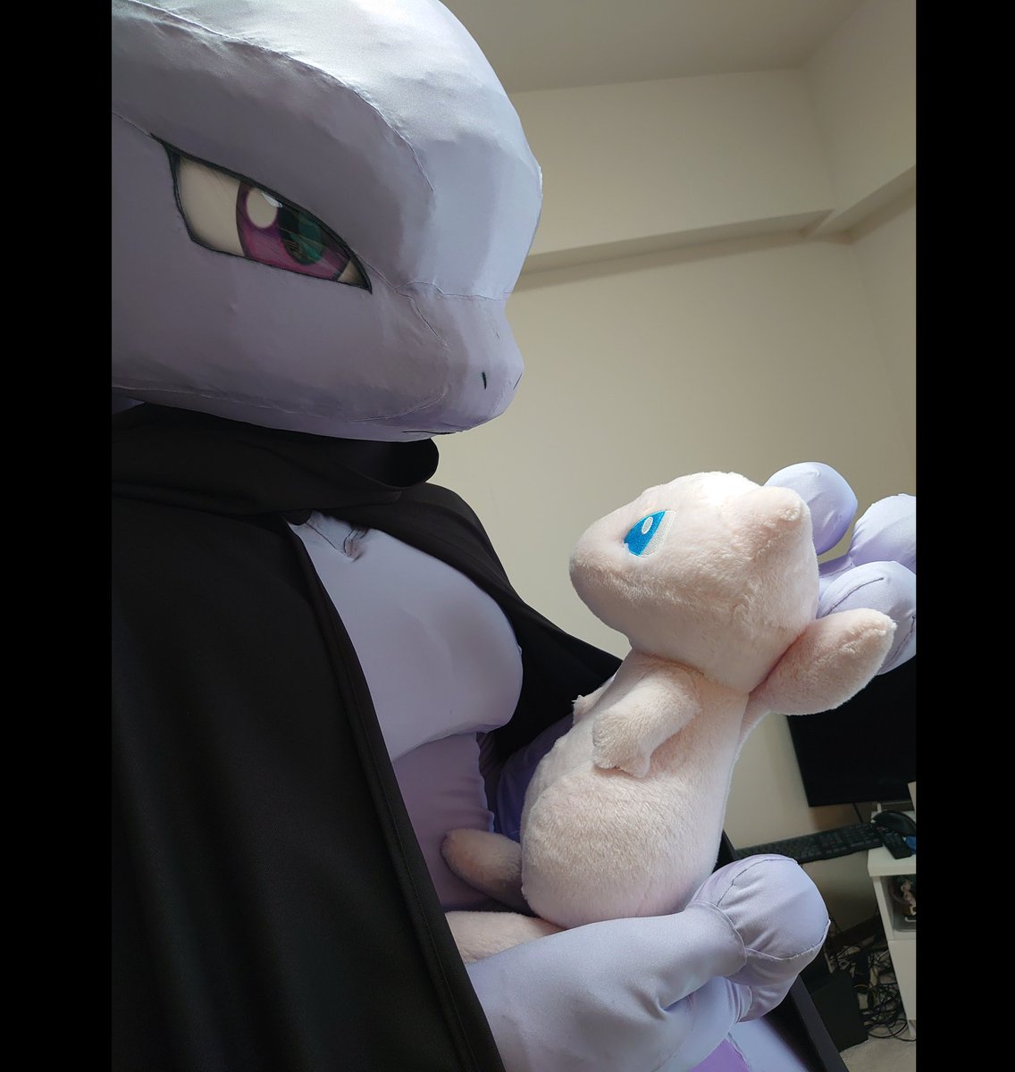 LuuMew2's tweet image. 😼 &quot;You&apos;re mine now, Mew&quot;