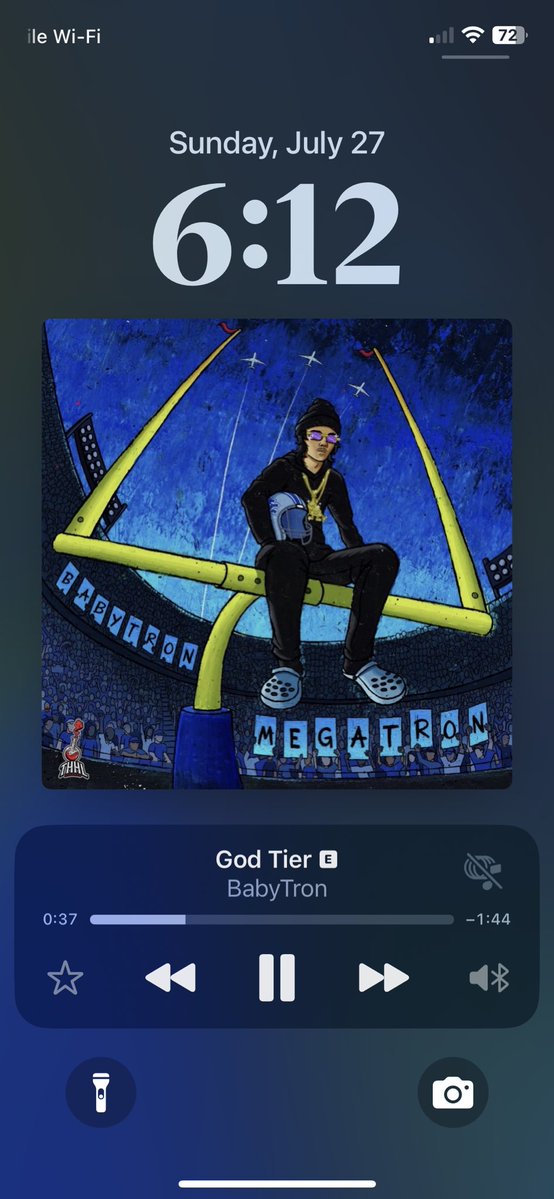 Guccilvl10's tweet image. He used to be the BITW