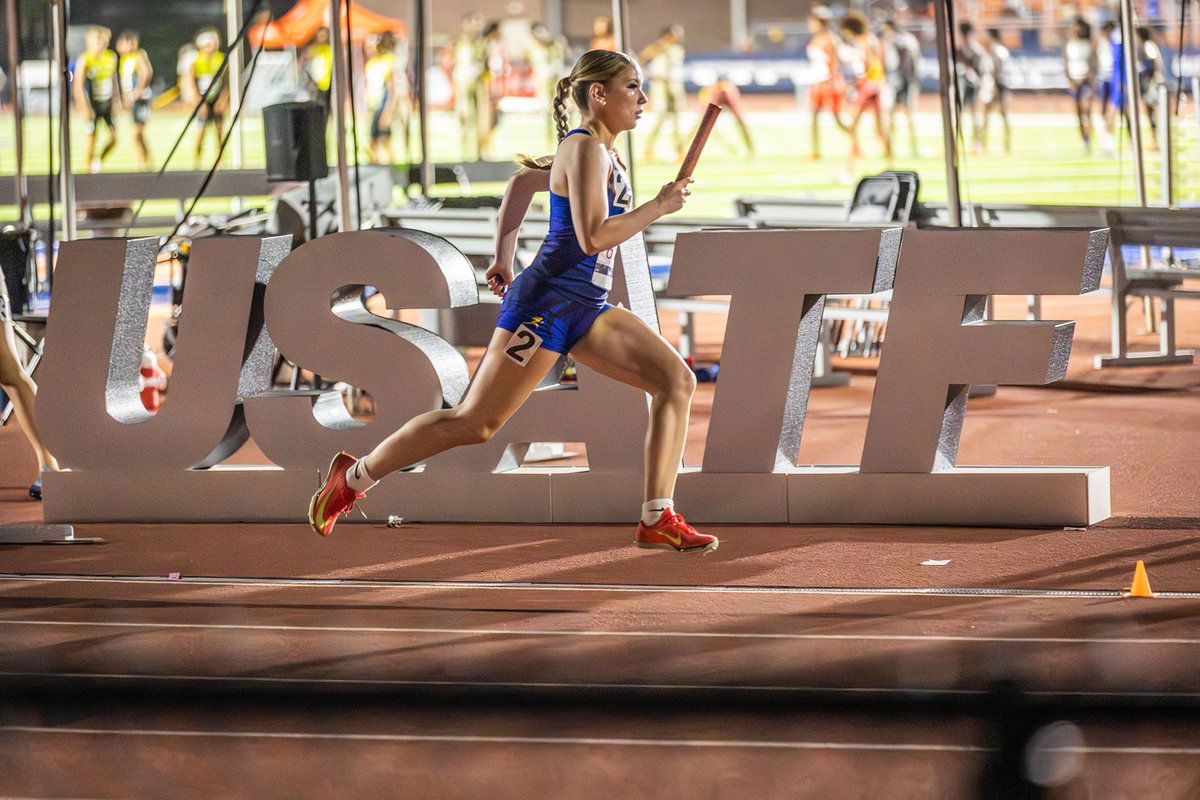 theveltmpls's tweet photo. π»π Teddy Track Sprinter Olive Maly competes at the USATF National Junior Olympic Championships in Savannah, GA. Competing with the Minnesota Flyers track program her 4x100 relay team finished 10th in the nation. Well done Olive! USATrack&Field #TeddyNation #TheVeltMpls https://t.co/T6Dmu6xlzB