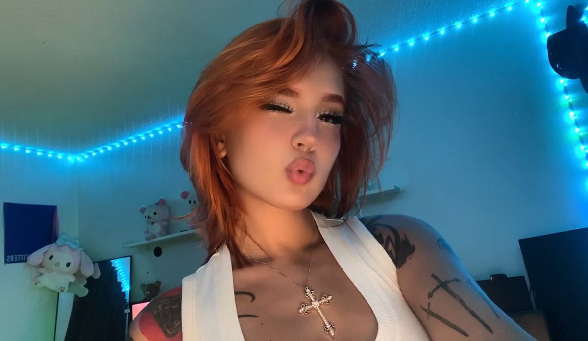 CYB2RWIFE's tweet image. hiii it me