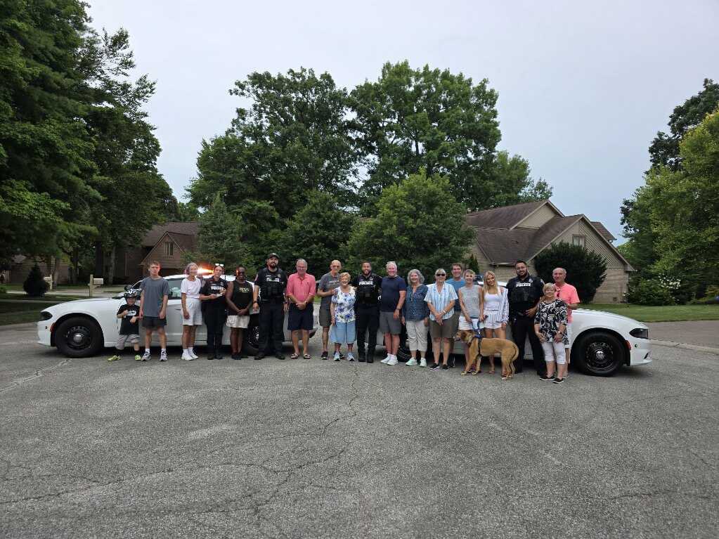 IMPDNW's tweet image. Beating the heat with sweet treats! 🍦
Our Northwest District officers joined Ballinshire Estates for an Ice Cream Social filled with great conversations and community connection.
We will have two scoops of this any day!
#TheGreatNorthwest