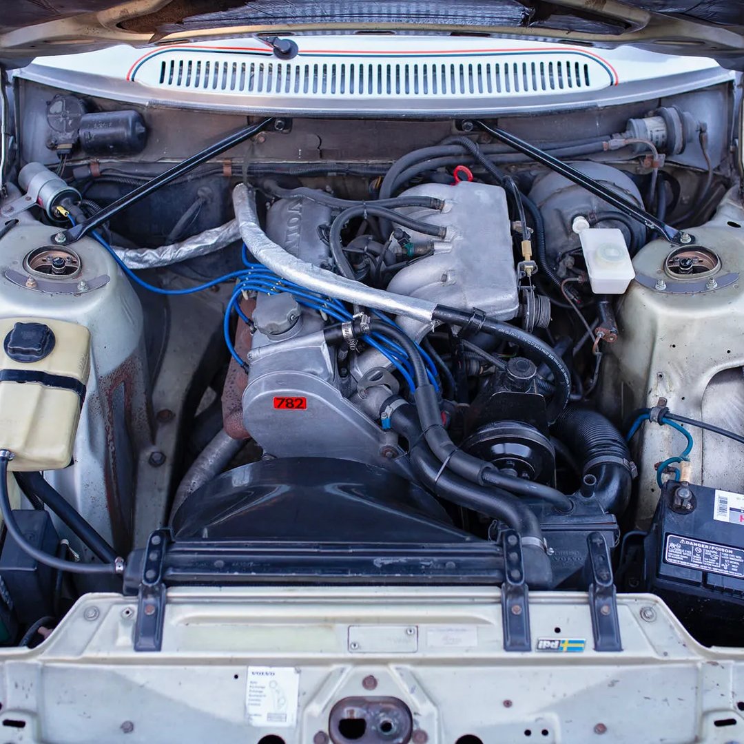 Bringatrailer's tweet image. Well loved and well cared for!
bringatrailer.com/listing/1979-v…