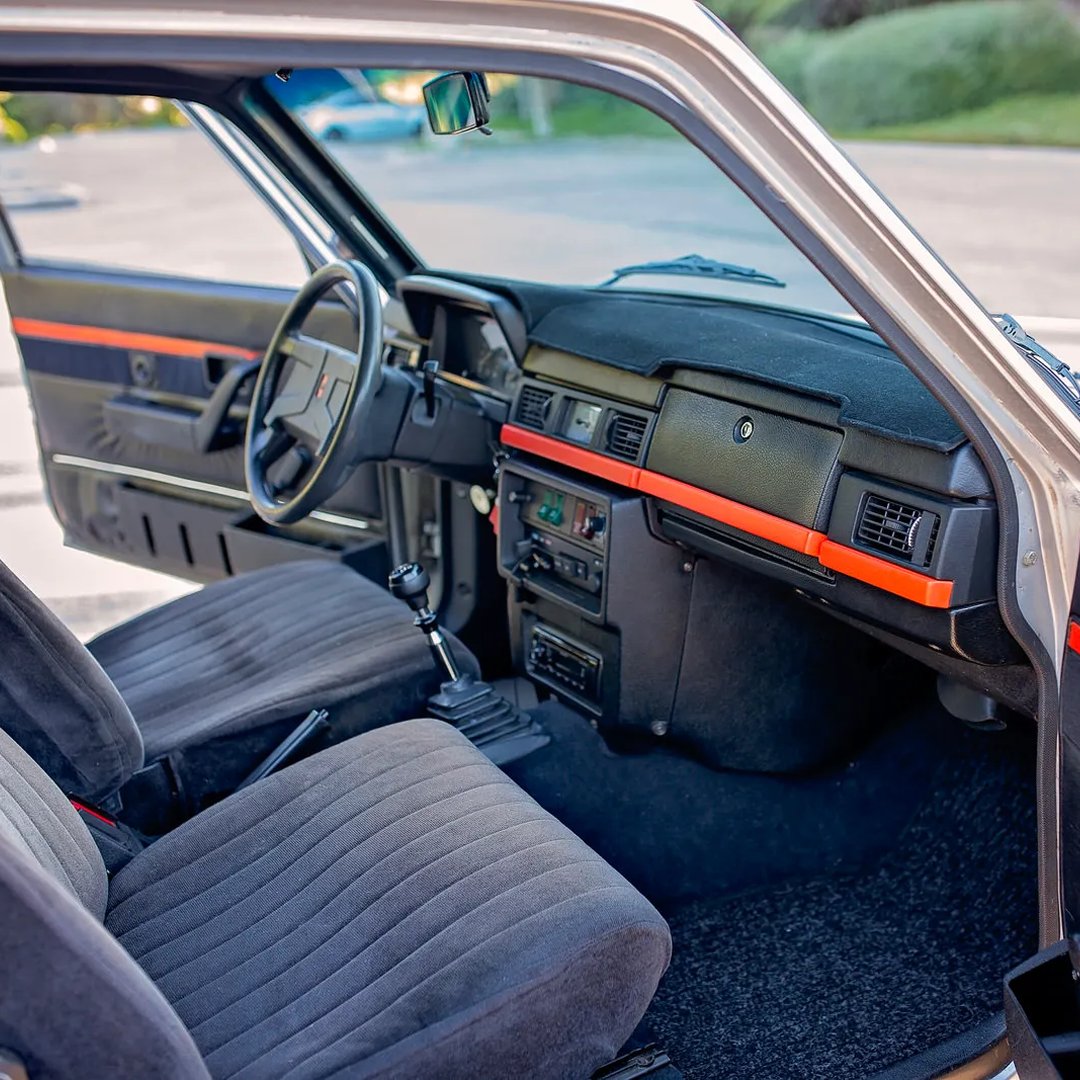 Bringatrailer's tweet image. Well loved and well cared for!
bringatrailer.com/listing/1979-v…