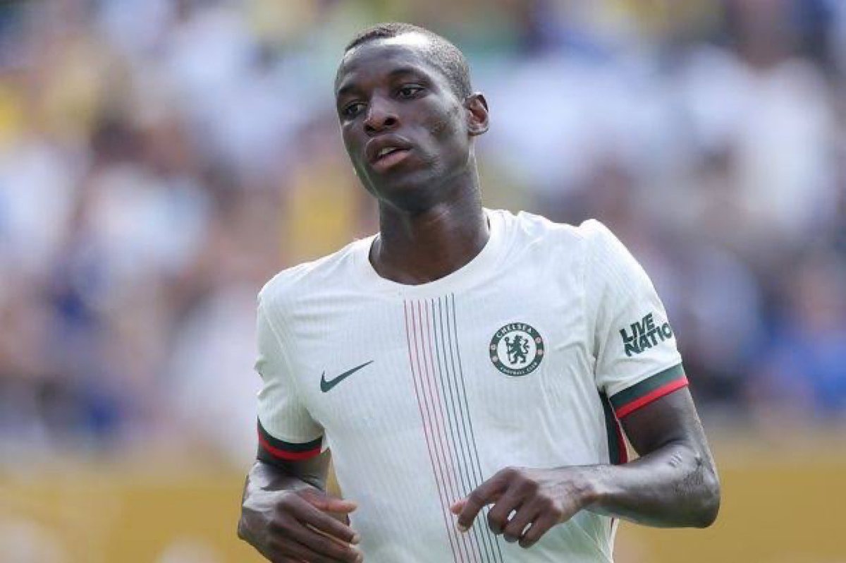 ReportistaFC's tweet image. 🚨EXCL: Newcastle have reportedly added Nicolas Jackson to their list of targets.
Sources say the club is exploring a “chaos-first, goals-later” strategy.