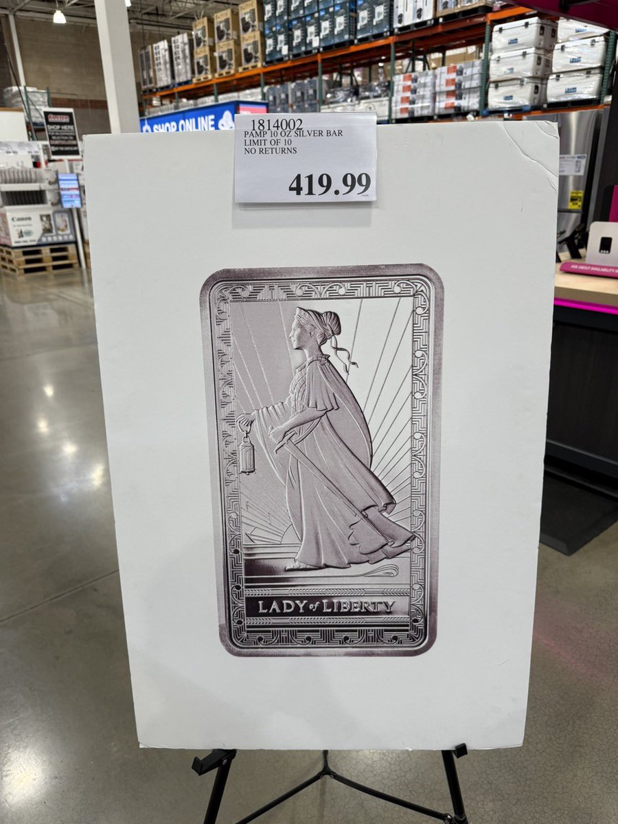 Sorenthek's tweet image. When Costco began selling gold bars in Oct 2023, gold was trading $1850.
Now 78% higher.
Costco now selling Silver at $42/oz
Just sayin.
Pic @SBullion2020