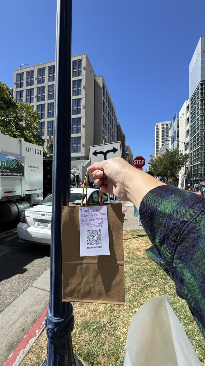 SoCalTravelBlog tweet media