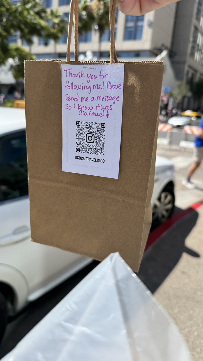 SoCalTravelBlog tweet media