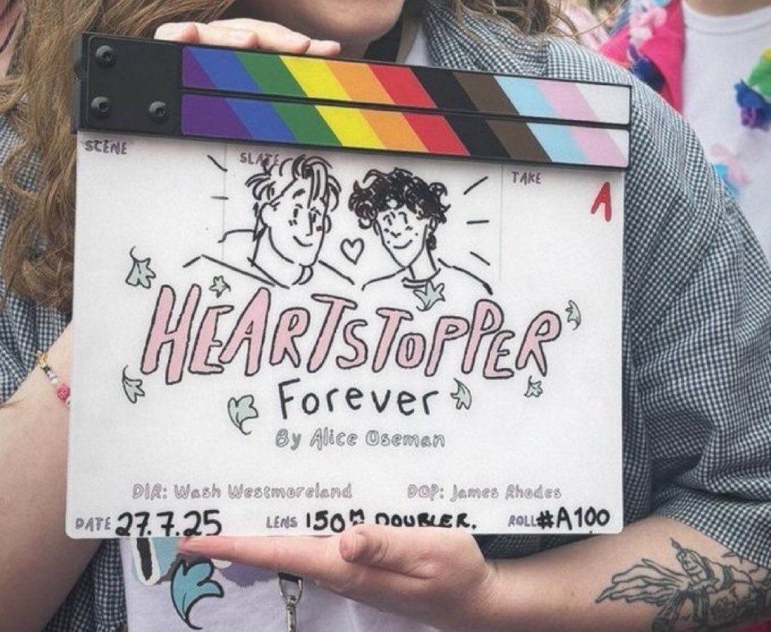 #Heartstopper 🏳️‍🌈

⚠️ATENCIÓN⚠️

Tras tres temporadas y 24 capítulos… 

El final de la serie en formato película se llamará:

#HeartstopperFOREVER❤️‍🩹