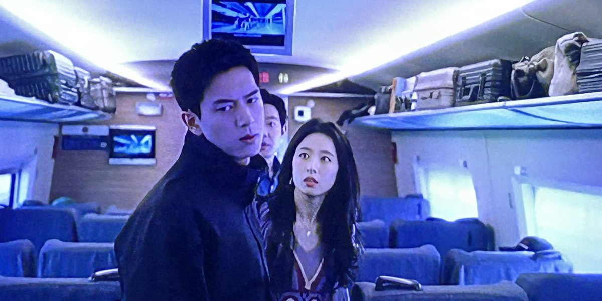 rafakdramas's tweet image. Nossa mas ele indo com tudo tirar ela das mãos desse feioso dentro do trem hahaha AMEI #willloveinspring