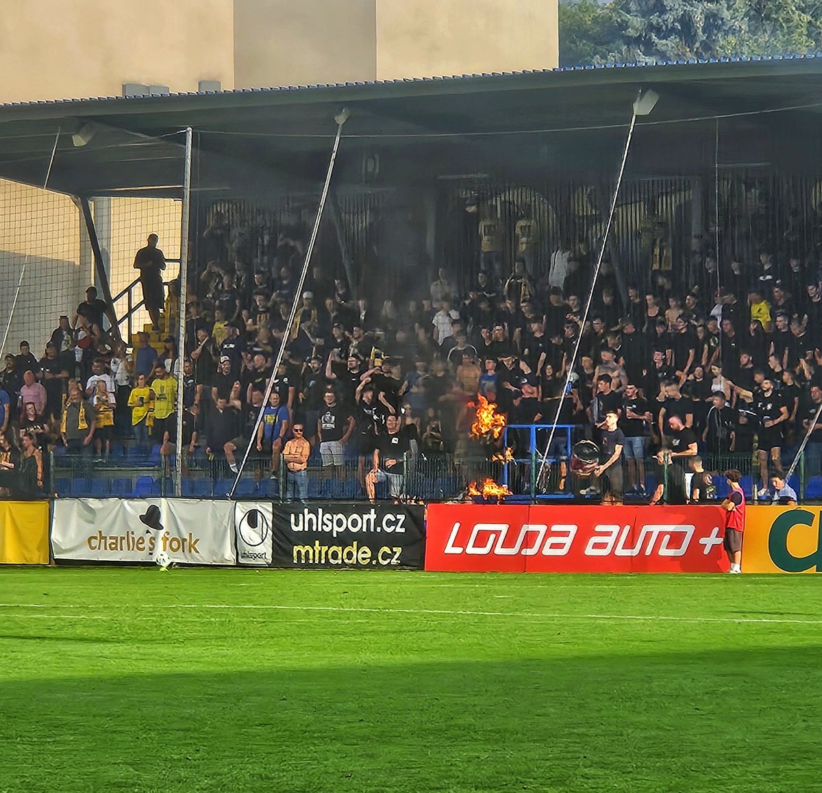 Stadium_trips91's tweet photo. 🏟️ TRIPS STADIUM #34/2025 

🏆 Chance League 🇨🇿
📍 Zlin - Letna Stadium
⚽ Fc Fastav Zlin 1:1 1.FC Slovacko
🗓️ 26.07.2025 | 🕔 17:00
🎫 Photographic Accreditation
👥 Attendance: 5340
🗣 Guests: approx. 400-500

#turystykastadionowa #groundhopping #fczlin #fcslovacko https://t.co/5dAyT0NXWI