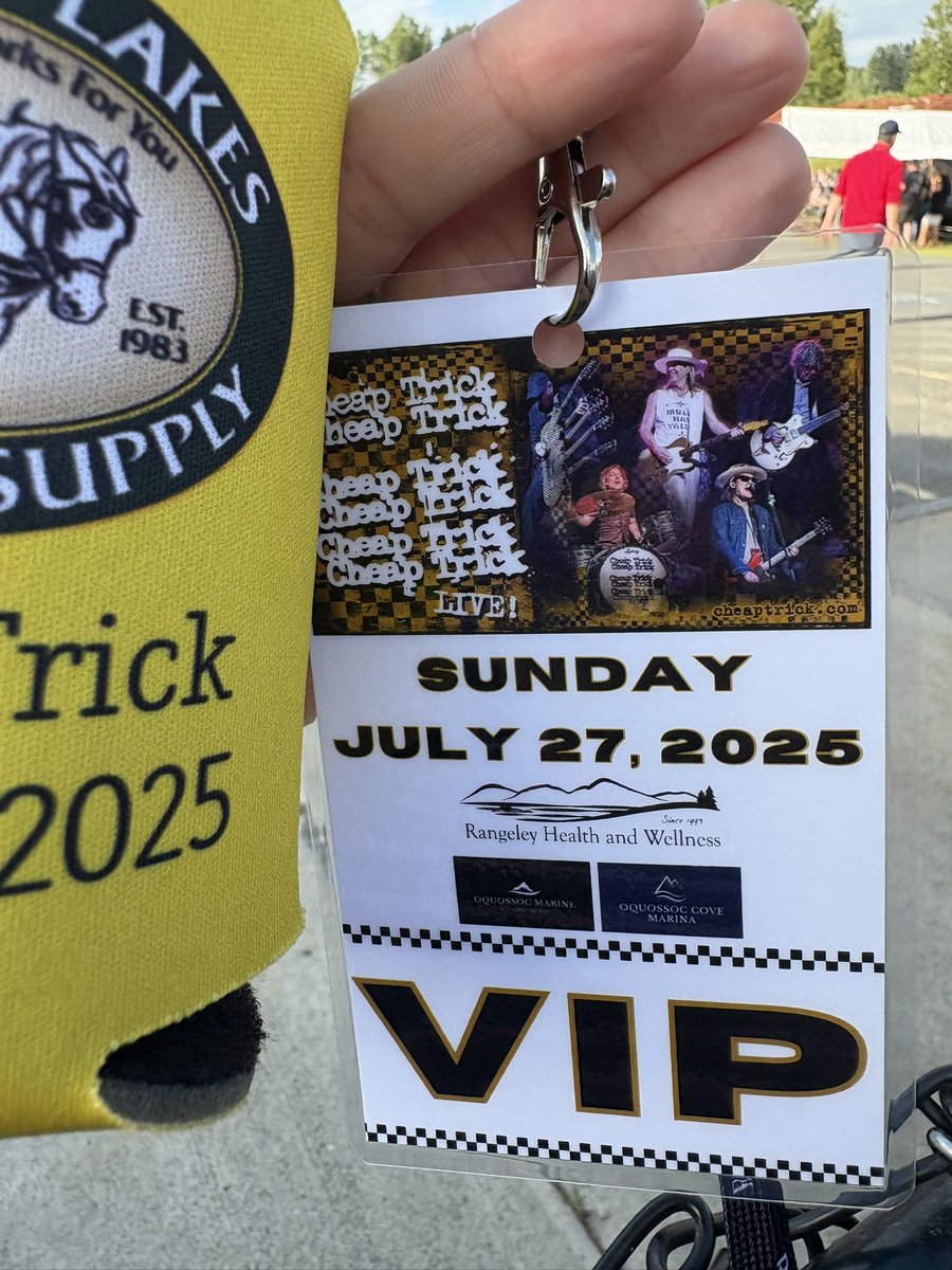 crousselle's tweet image. Cheap Trick? In Rangeley? With a surprise VIP upgrade? Sure?