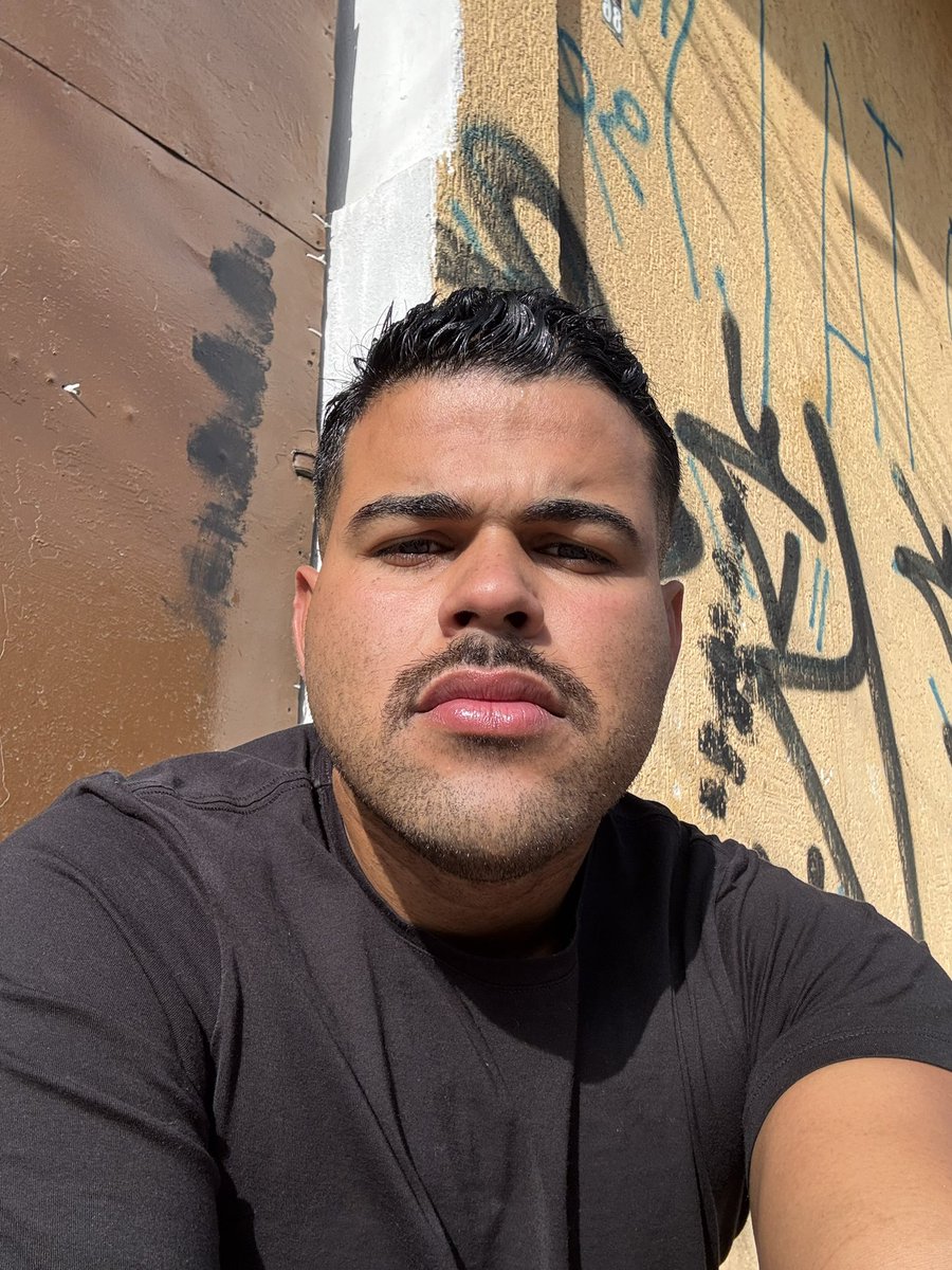 euzaraias's tweet photo. https://t.co/0Ic3lnKgF0 

Tem coisa boa lá 😮‍💨👅 https://t.co/TH9iH5gvyV