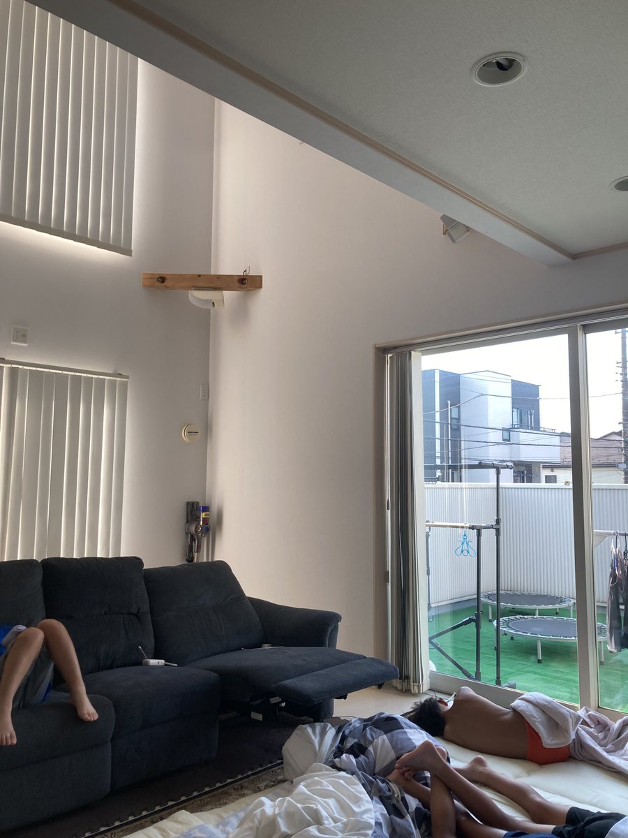 goriraceo's tweet image. おはようござ…
って何人寝てんねん!
足!足の本数!
怖いわ!
昨日より増えてないか?気のせい?
メタプラネットホルダーの皆様本日も宜しくお願い致します!
