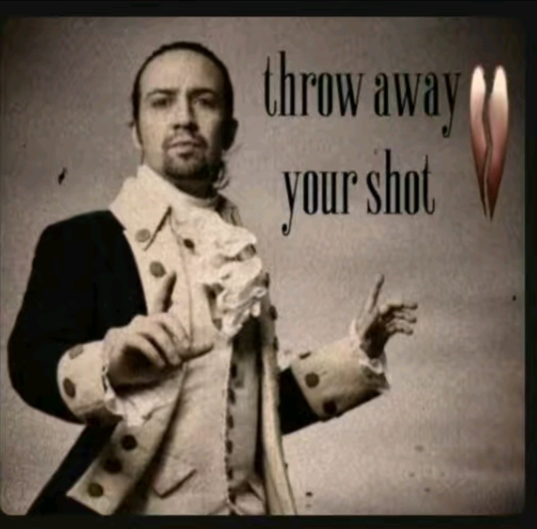AshTheRomanSimp's tweet photo. Keep forgetting I have this, lol,  but hi! I'm bored. Send me some memes if you see this, lol! https://t.co/y37kcdKJym