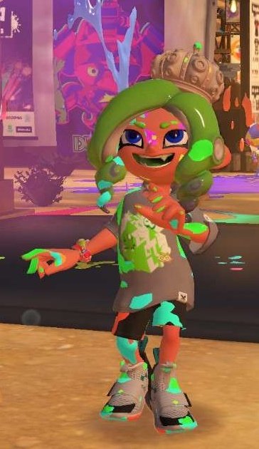 SillyShiver24's tweet image. If Shimase had an amiibo I'd make her kiss my shiver amiibo like they are my dolls