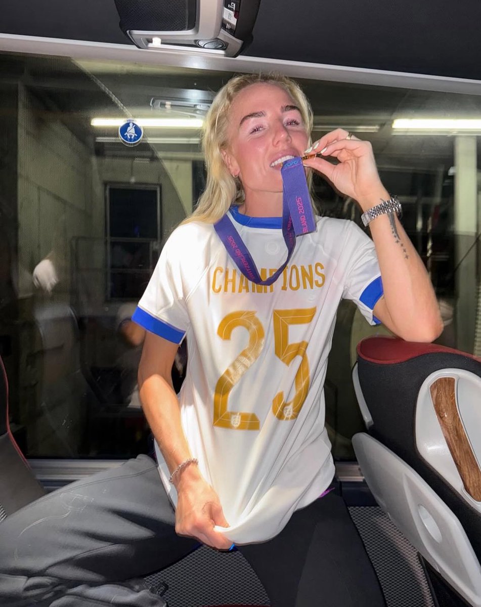 LindsMCWFC's tweet image. The perfect photo doesn’t ex—-