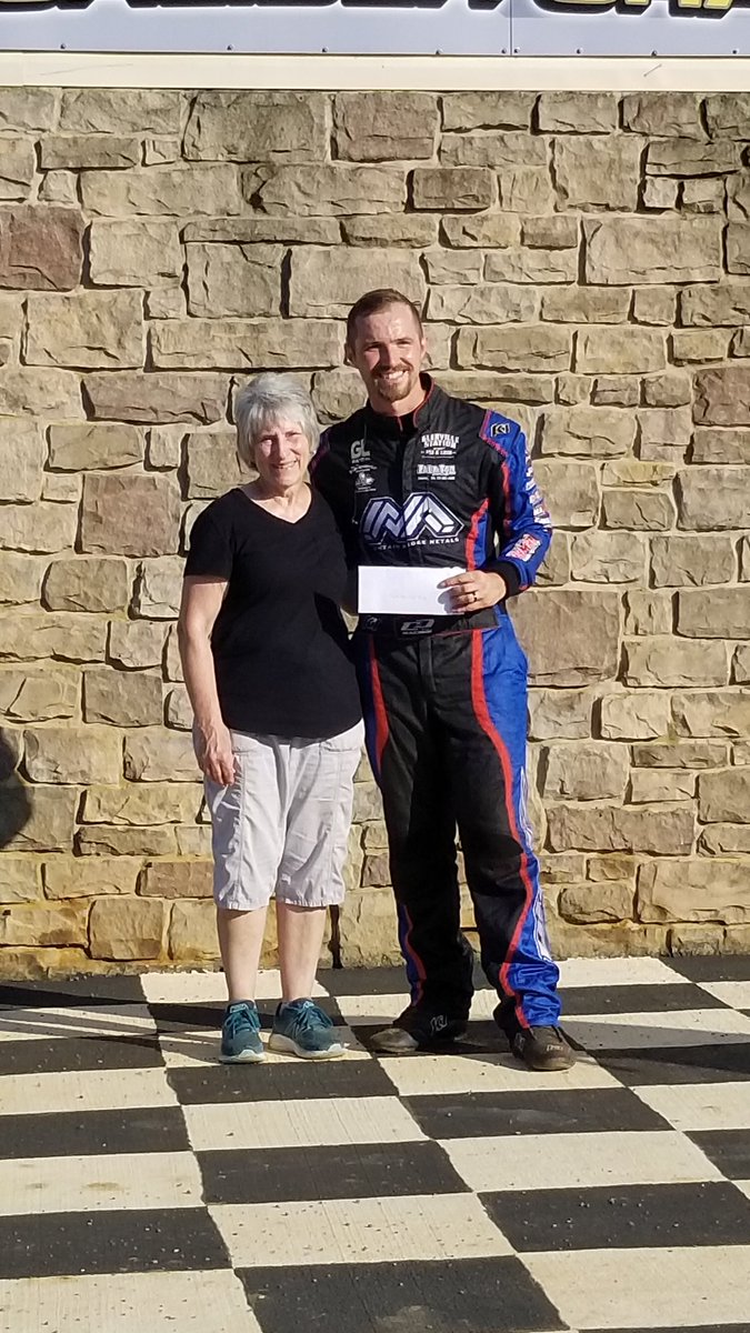 hosehead33's tweet image. Fast Tees fast time award from Crystal Nace. @selinsgroverace @dietzchase2d @SM23Updates