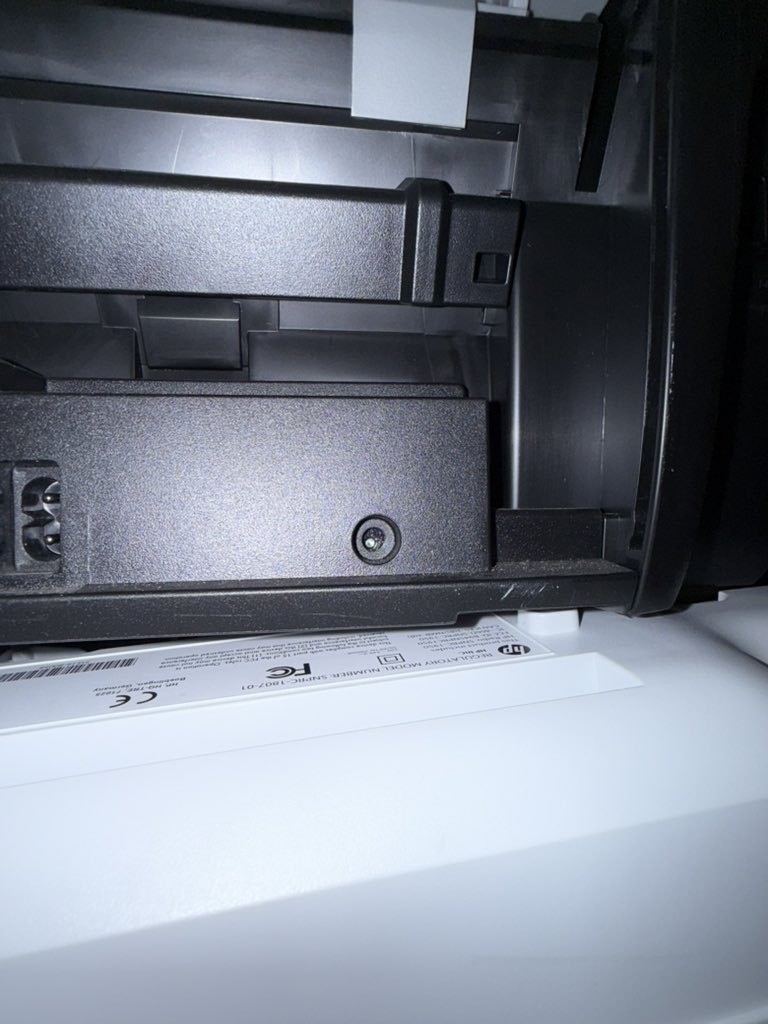 anyone have a good explanation for WHY there would be a camera installed in the back of this old printer? no? me neither lmao
🤡