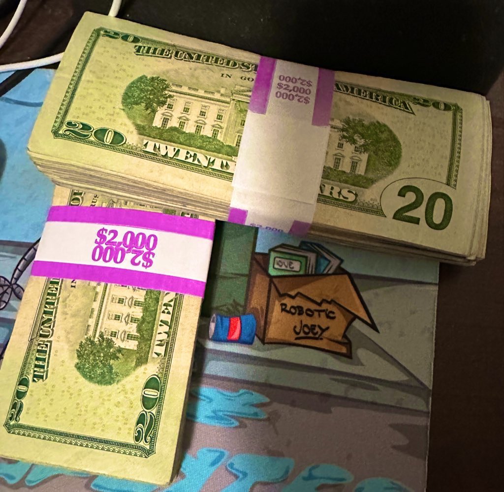 I want to send you $4,000 on Cash App!

-RP/Like
-Follow <a href="/roboticjoey/">ROBOTiC JOEY</a> 
-Turn on notifications 🔔 + proof pic