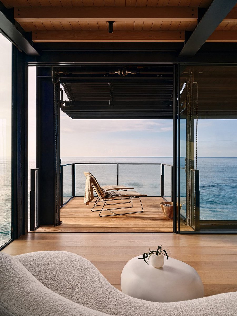 HomeAdore's tweet image. Carbon Beach House: Malibu's Oceanfront Oasis by Olson Kundig
homeadore.com/2024/05/31/car…
