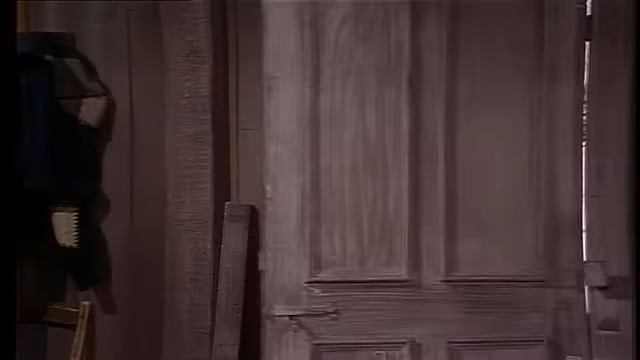 pelletierMario5's tweet image. door of old houses