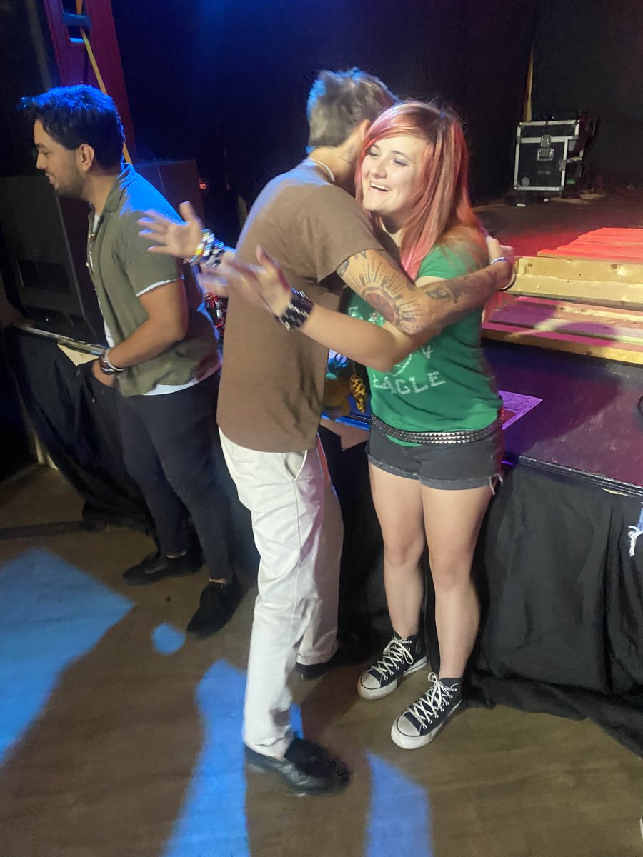 bandaidzz_'s tweet image. He saw my fugglers and went “what the fuck are these??” But he liked them and the bracelets I made him he’s literally the sweetest guy ever and super social