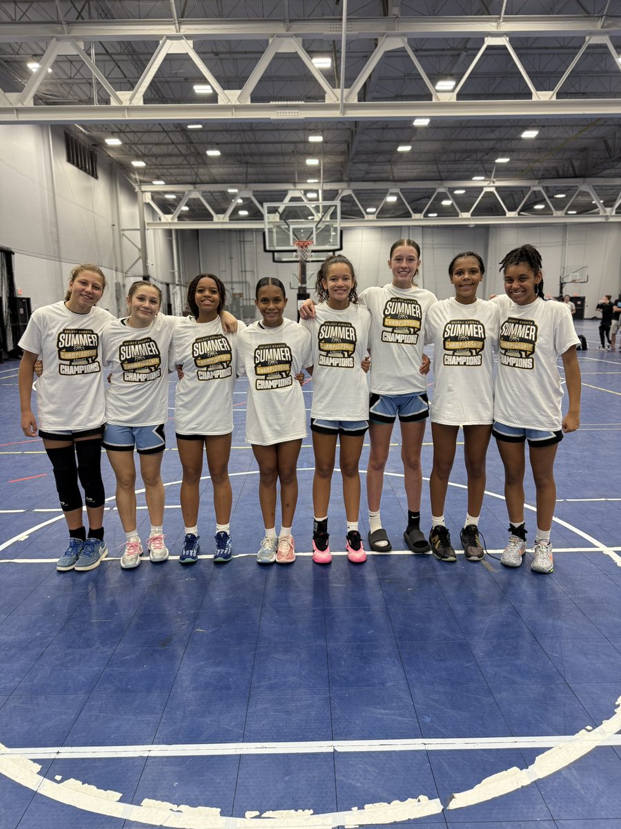 Pheníx Thomas tweet media