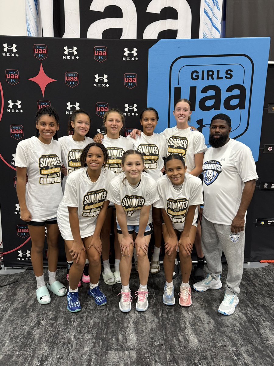 Pheníx Thomas tweet media