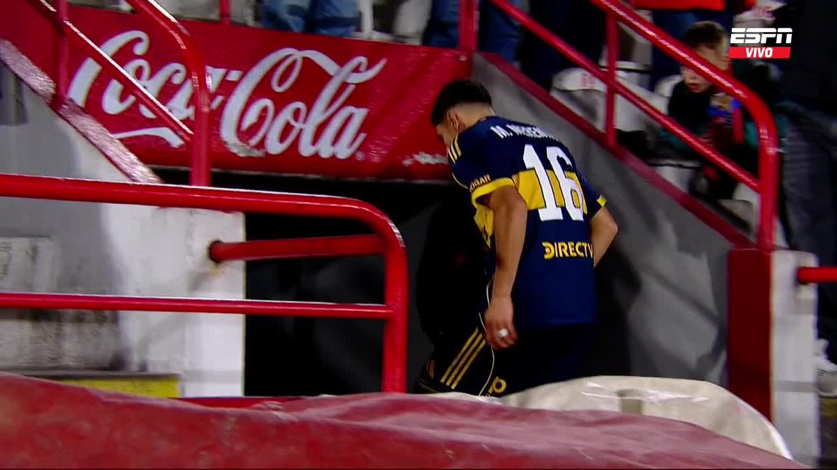 ATENCIÓN: Milton Giménez ingresa por Merentiel en el inicio del ST en el partido entre Boca y Huracán en el Ducó. ¿Qué hizo la Bestia? ¡SE FUE DIRECTO AL VESTUARIO!