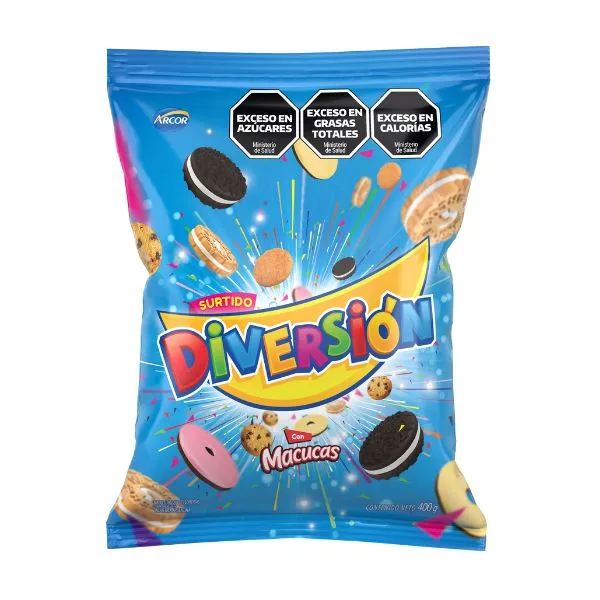 WchopeTrollface's tweet image. La vida se divide en dos tipos de personas los del Surtido Bagley y los del Surtido Diversión,Como River y Boca, como Soda Stereo y Los Redondos, como Marx y Adam Smith no hay punto medio elegís galletitas, elegís bando, historia y forma de ver el mundo