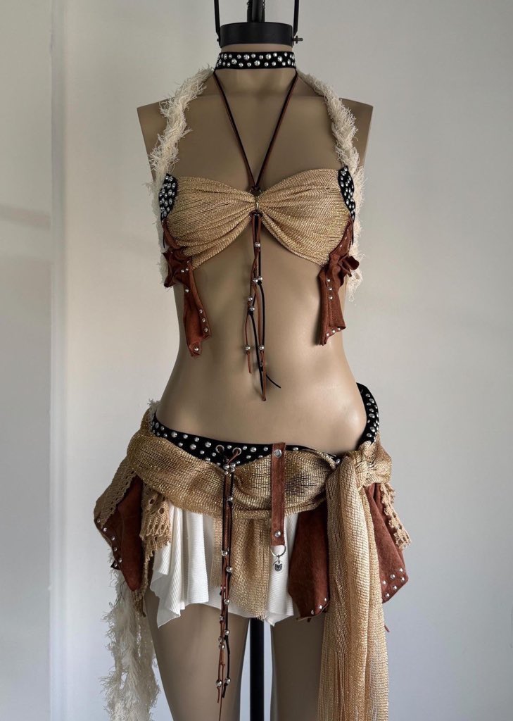 tylathinking's tweet image. who was born to star in this look?