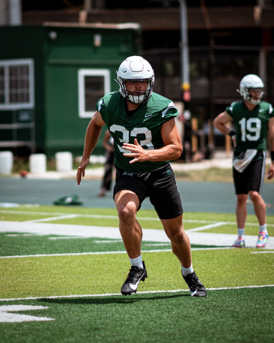 JackMowrey1's tweet image. 🤙🌈⚔️ year 3 
#rideordie @HawaiiFootball