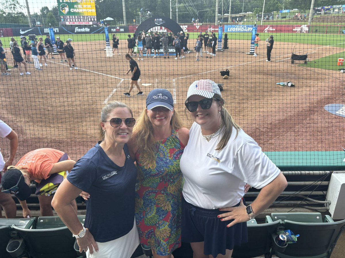 DCEliteSoftball's tweet image. What a fun day at the Athletes Unlimited Softball League - AUSL Championship in #tuscaloosa!!!
This makes us so excited to host our Crimson * White Tournament here in October! 🤩