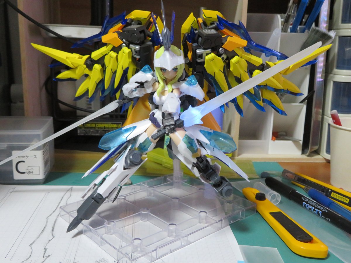 ken07675434's tweet image. 10本目を切り出して貼り合わせた瞬間に
模型パゥワが電池切れしました。
多分その後にレイダーの情報見たのもあるな。