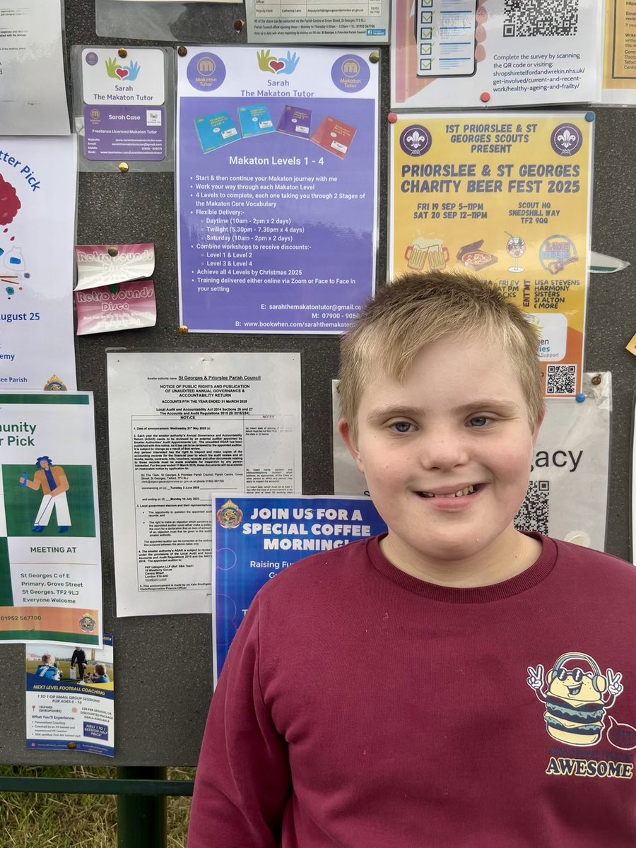 SarahMakaton's tweet image. When you take the work experience boy with you to put up your workshop marketing flyers 😍