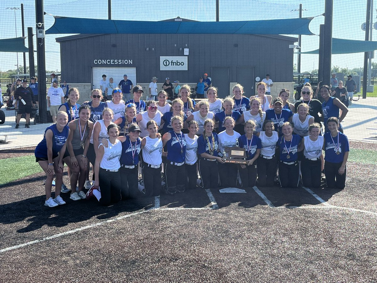 MNSoftball (@mnsoftball643) on Twitter photo A great <a href="/FreshmanState/">Ronald Osborn</a> tourney for the Mustangs! Coached by Jrs & Srs, the MN Blue squad walked away as the ⭐️CHAMPIONS⭐️ of the Gold Bracket & MN White were Runners-Up in the Bronze Bracket! Proud of all of you & how you battled 🔥 🥵🌡️ this weekend!
Next up: ‘STANG SEASON! A great <a href="/FreshmanState/">Ronald Osborn</a> tourney for the Mustangs! Coached by Jrs & Srs, the MN Blue squad walked away as the ⭐️CHAMPIONS⭐️ of the Gold Bracket & MN White were Runners-Up in the Bronze Bracket! Proud of all of you & how you battled 🔥 🥵🌡️ this weekend!
Next up: ‘STANG SEASON!