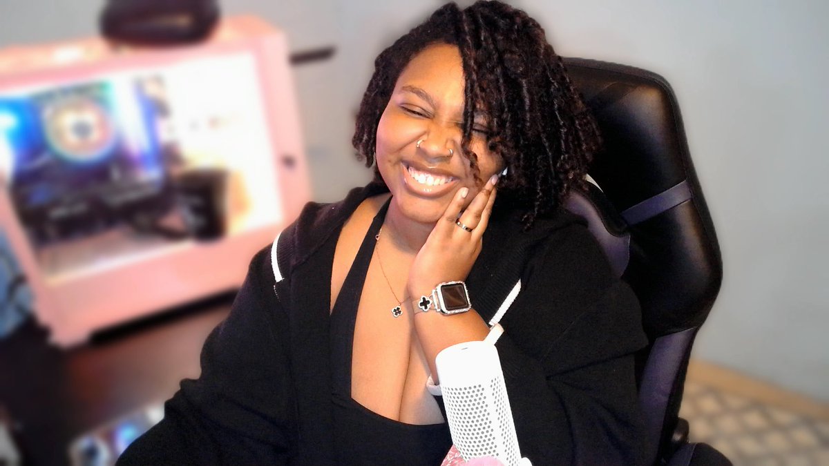 Telly___Baby's tweet image. SHE’S BACKKKKKK 🤭 twitch.tv/telly_baby