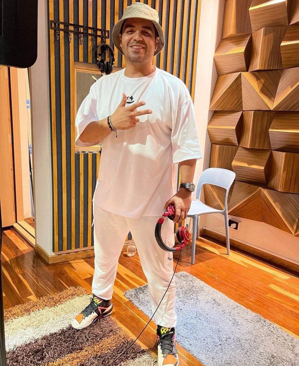 #noticiasvallenatas Un día como hoy, pero de 1984, hace 41 años, en Villanueva, La Guajira, nació <a href="/josedariorozco/">Jose Dario Orozco</a>, destacado artista de la música vallenata, quien, desde temprana edad, empezó a tocar guitarra y más tarde desarrolló su talento como intérprete🎶🎤📻