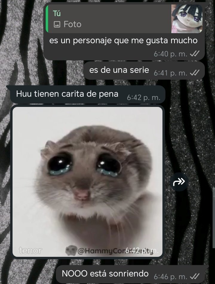 rosieobstwt's tweet image. CADA QUE MI NOVIO ME HACE UN REGALo MI MAMÁ LE ENCUENTRA UN DETALLE