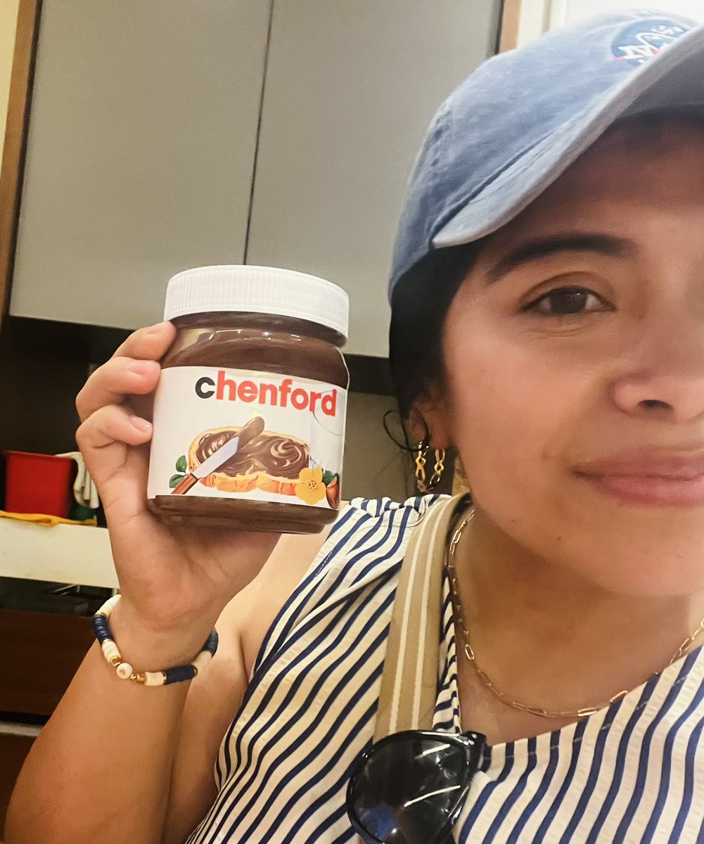 K1992kae's tweet image. Got my #Chenford Nutella jar! Thanks, Chicago!