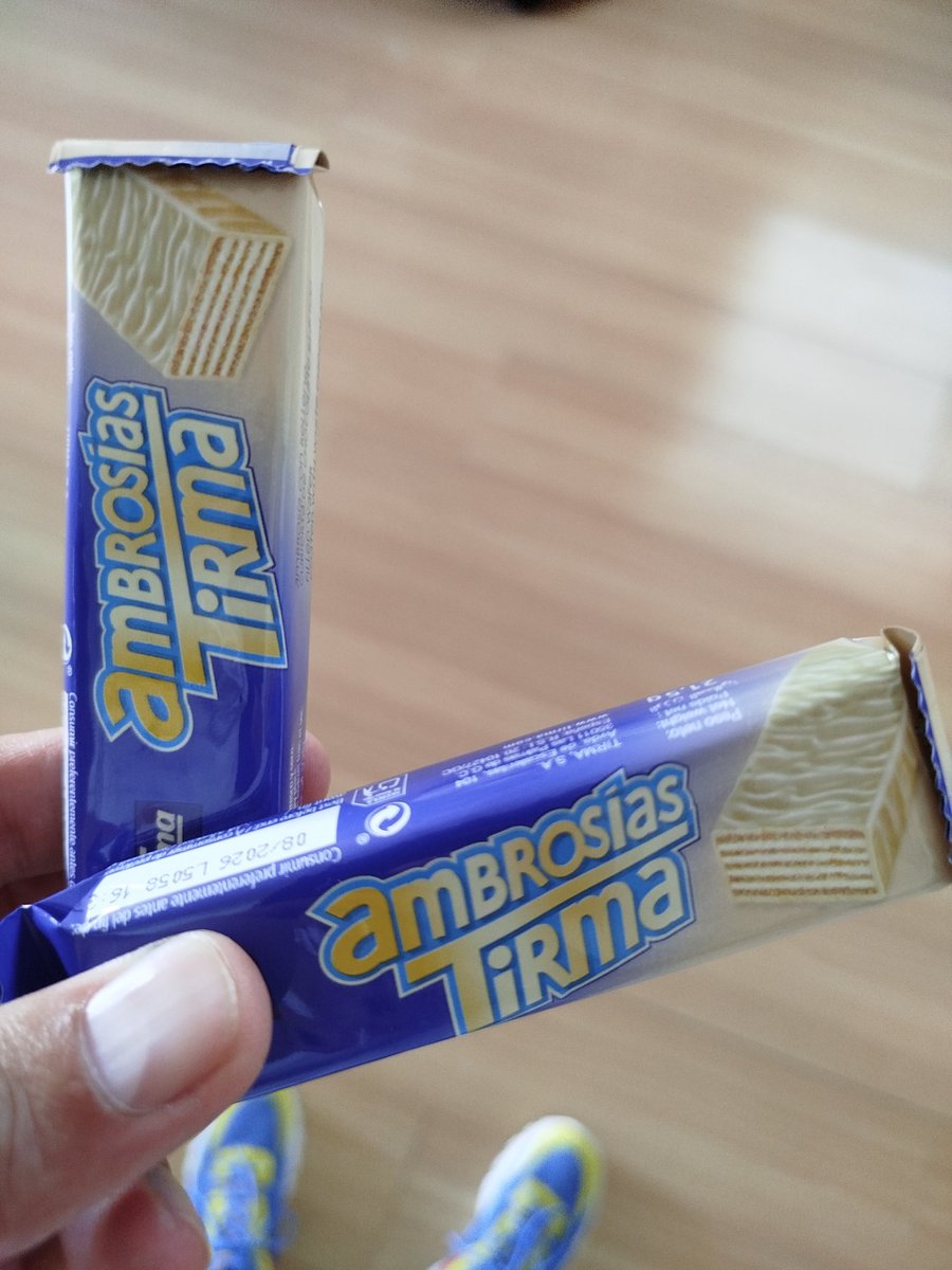 Y si acabamos el domingo con un sabor dulce? <a href="/ambrosiastirma/">ambrosiastirma</a> es perfecta en las islas o en Valladolid. Date un gustazo en blanco.