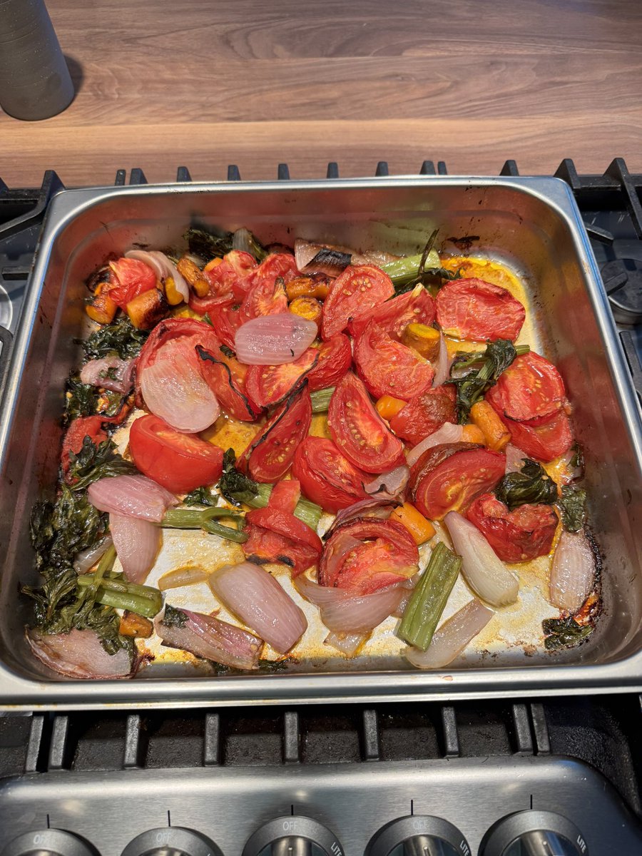 David Coletto 🇨🇦 (@davidcoletto) on Twitter photo Had a fun afternoon cooking. Made a delicious variation of the traditional Amatriciana sauce.
Roasted tomatoes, celery, onion and carrots - all bought at <a href="/ParkdaleMkt/">Parkdale Market - Hintonburg, Ottawa, Canada</a> Had a fun afternoon cooking. Made a delicious variation of the traditional Amatriciana sauce.
Roasted tomatoes, celery, onion and carrots - all bought at <a href="/ParkdaleMkt/">Parkdale Market - Hintonburg, Ottawa, Canada</a>