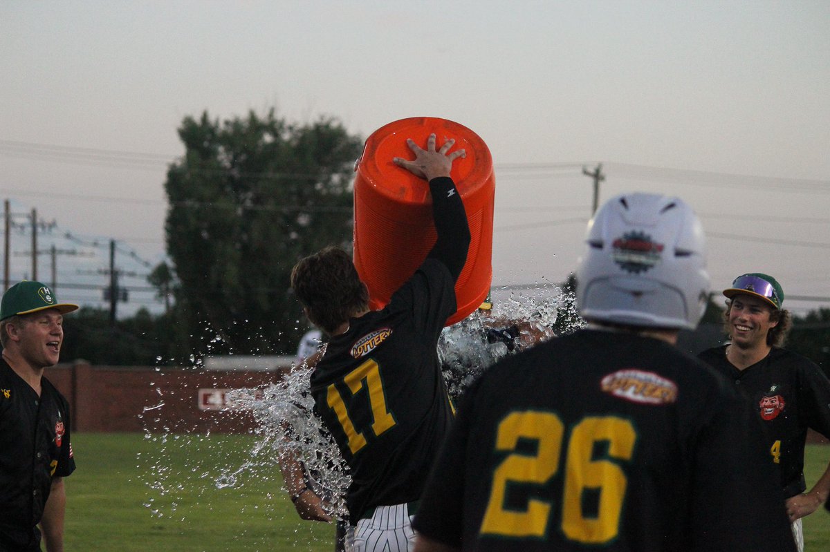 Busters come out on top of the Zap 8-6