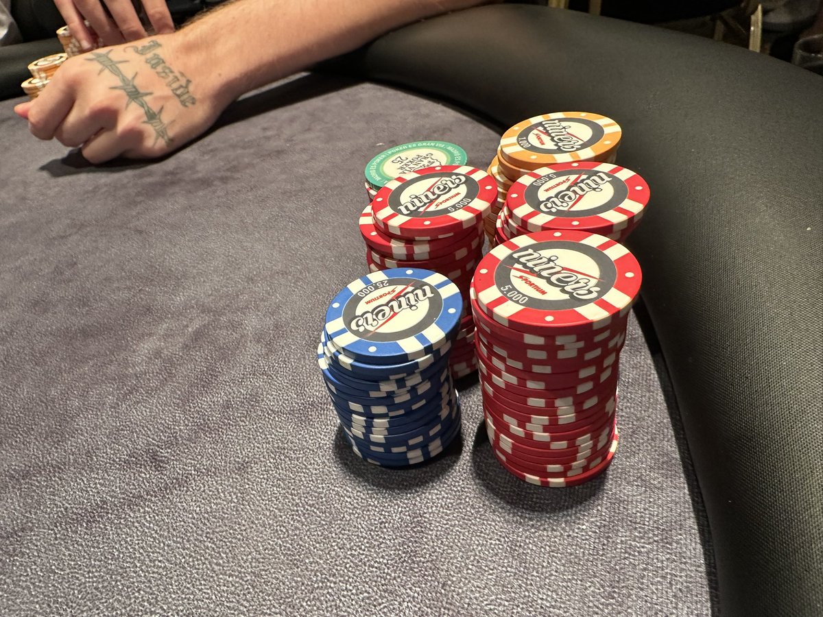 aitorflop (@aitorflop) on Twitter photo 17/459 en el <a href="/ninerspoker/">Niners by Sportium</a> de <a href="/CasinoGVPoker/">Casino Gran Vía Poker</a> otro ITM pa la casa y entradita para el main de diciembre, a seguir 🤐⛏️💪🏽 <a href="/mentopoker/">Mentopoker Escuela de Poker 🔴</a> 17/459 en el <a href="/ninerspoker/">Niners by Sportium</a> de <a href="/CasinoGVPoker/">Casino Gran Vía Poker</a> otro ITM pa la casa y entradita para el main de diciembre, a seguir 🤐⛏️💪🏽 <a href="/mentopoker/">Mentopoker Escuela de Poker 🔴</a>
