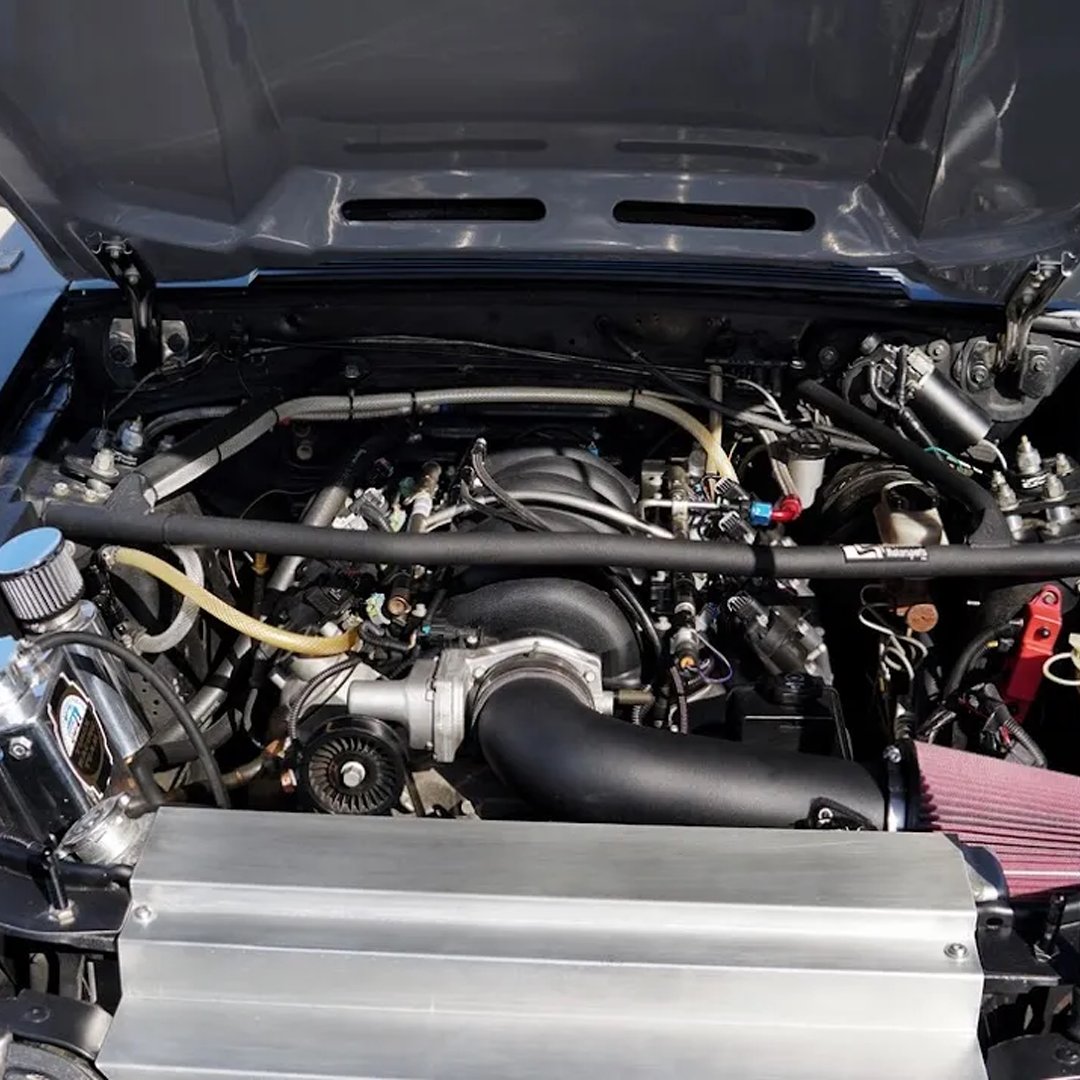 Bringatrailer's tweet image. Mustang with a change of heart 🫀
bringatrailer.com/listing/1993-f…