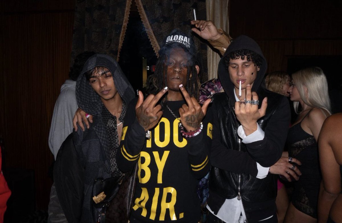 skaiwater stuns in new photos