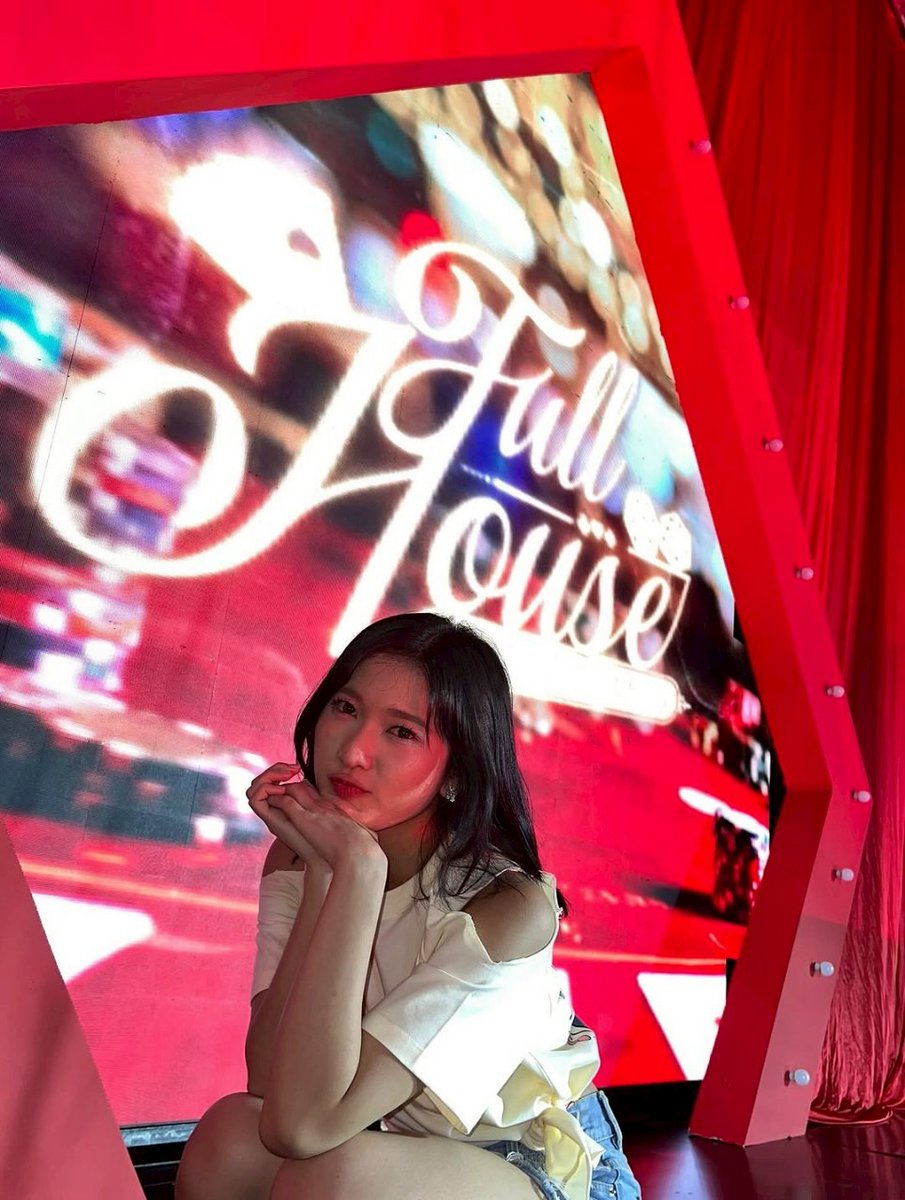 onielity_ofc's tweet image. Selamat menyambut hari Senin pertama di umur 23 @C_OnielJKT48 ๐๐๐
Semangat menjalani aktivitas di minggu inii. Semoga segala sesuatunya diberikan kemudahan dan kelancaran. Tetap jaga kesehatan, makan yang teratur, minum air putih yang cukup, dan jangan lupa beristirahat.โฆ