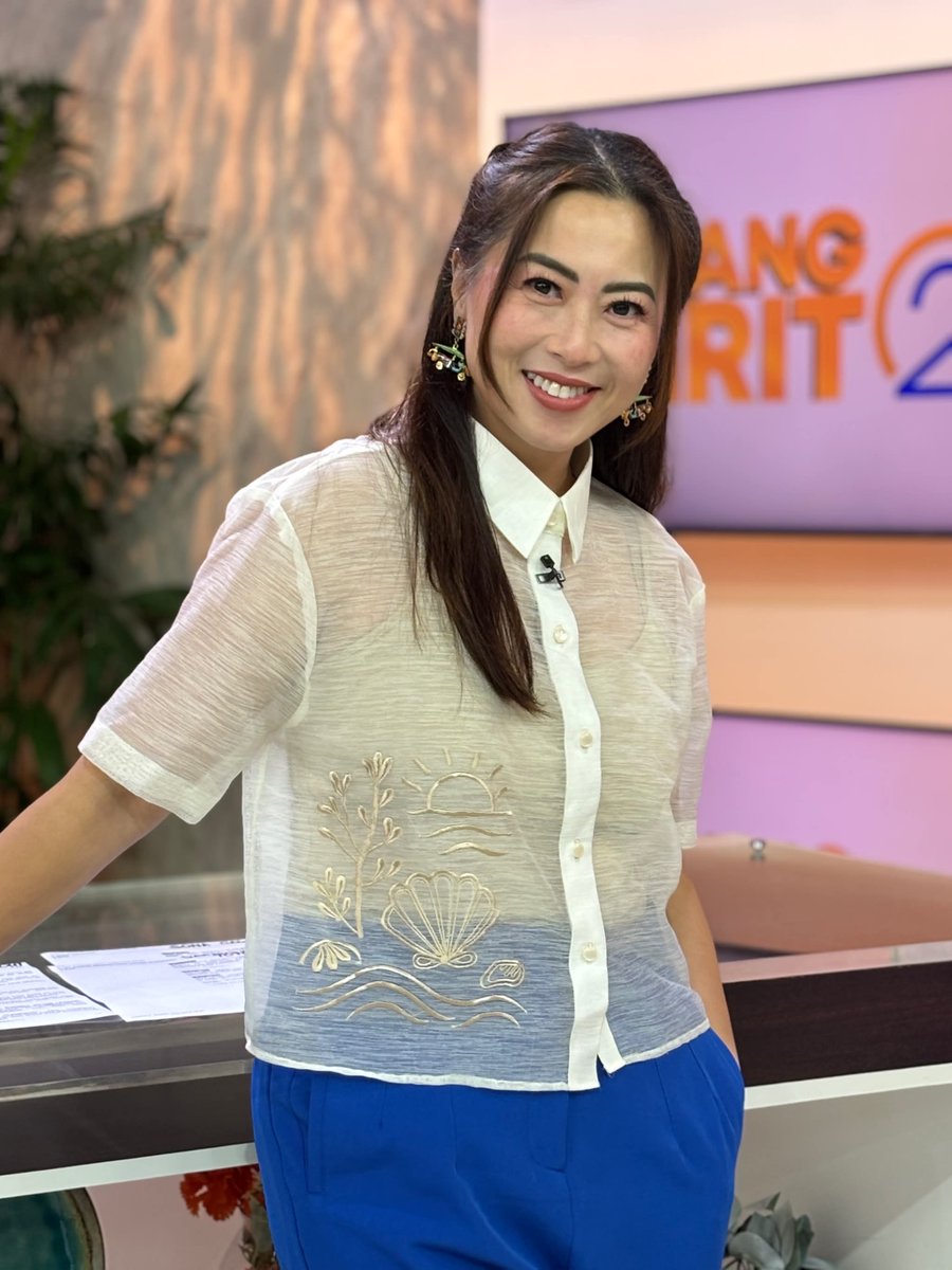UnangHirit's tweet image. Lyn Ching para sa State of the Nation Address ngayong araw! ❤️🇵🇭
Tumutok na sa inyong telebisyon maging sa #UnangHirit livestream sa Facebook, TikTok at YouTube!