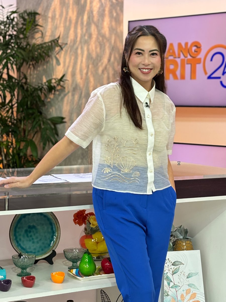 UnangHirit's tweet image. Lyn Ching para sa State of the Nation Address ngayong araw! ❤️🇵🇭
Tumutok na sa inyong telebisyon maging sa #UnangHirit livestream sa Facebook, TikTok at YouTube!