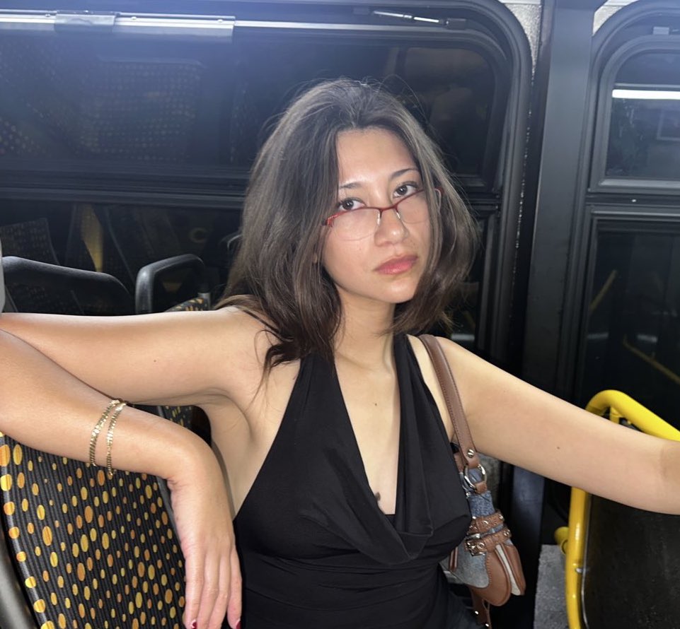 applemnd's tweet image. from last night 😂🥰😋